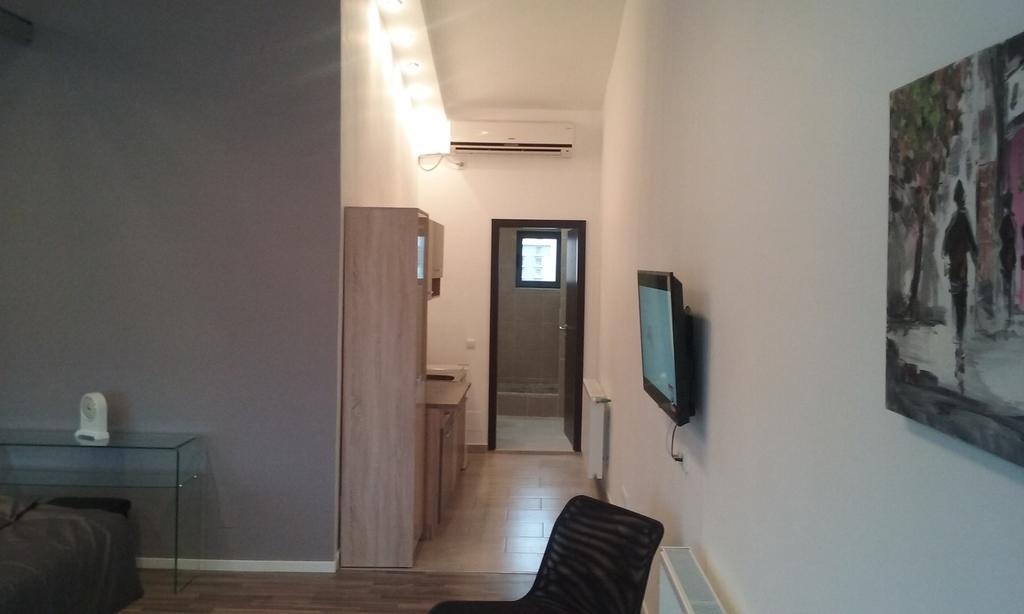 Heights Accommodation Unirii Free Parking Zone Boekarest Kamer foto