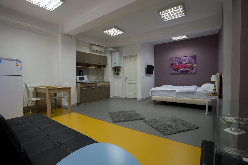 Heights Accommodation Unirii Free Parking Zone Boekarest Buitenkant foto